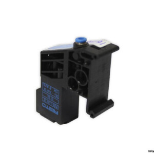 Festo 157528 Single Solenoid Valve
