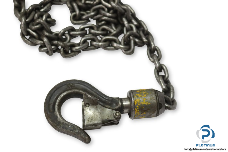 atlas-copco-LLA-250GBK-air-hoist-(used)-1