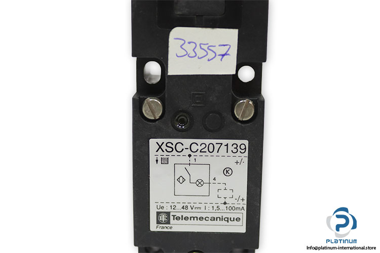 telemecanique-xsc-c207139-inductive-proximity-switch(new)-1
