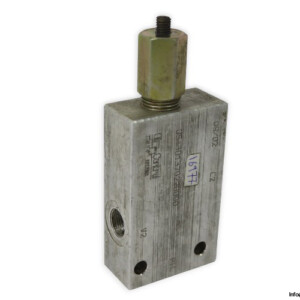 054301370220000 Hydraulic Valve