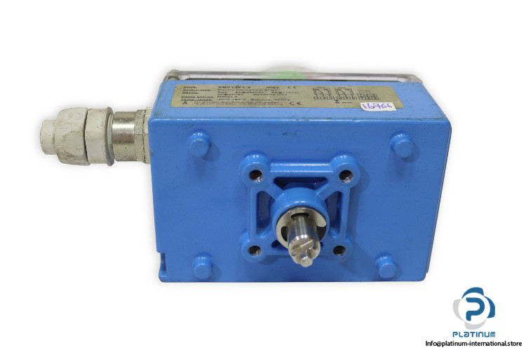 soldo-SB0-1201-2-limit-switch-box-(used)-2