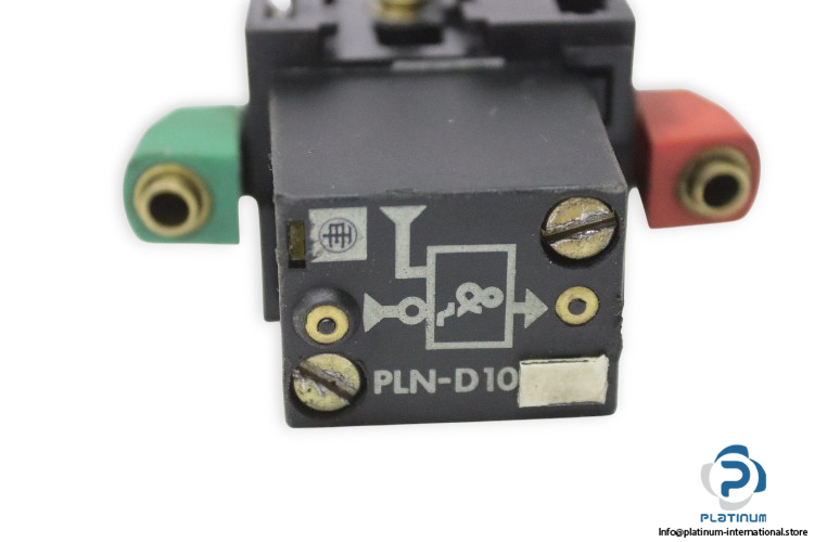 telemecanique-PLN-D10-pneumatic-logic-valve-(used)-1