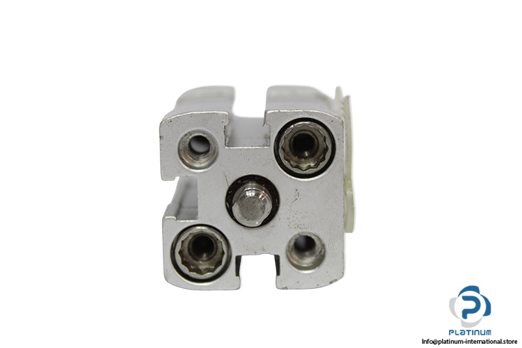 festo-536204-compact-cylinder-(new)-1