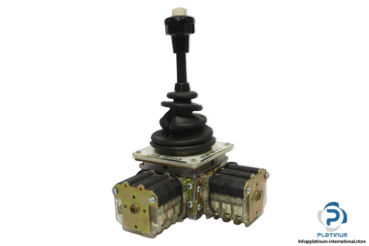 spohn-burkhardt-ns0-33fnvrh-4200.4200-multi-axis-joystick-controller(used)