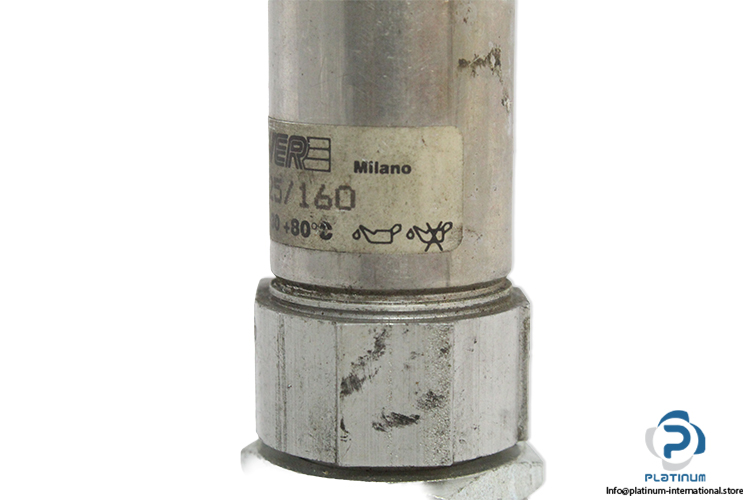 univer-M150X25_160-micro-cylinder-(used)-3