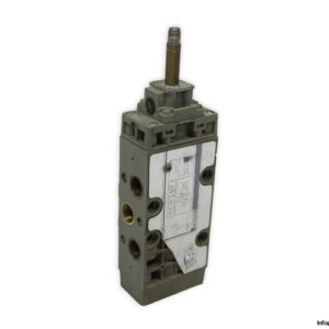 bosch-0-820-015-017-single-solenoid-valve-(used)