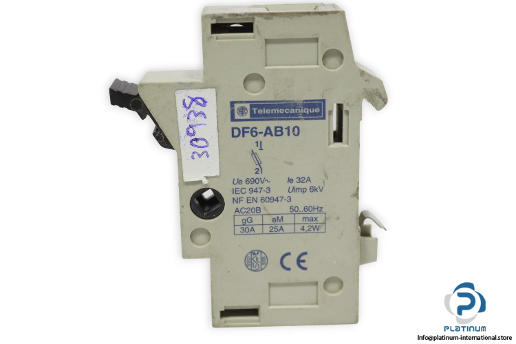 telemecanique-DF6-AB10-fuse-holder-(Used)-2