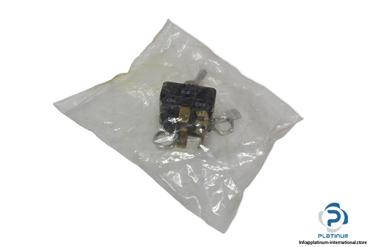 carlo-gavazzi-s3f-i-toggle-switch(new)