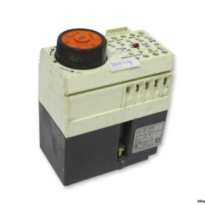 Telemecanique CA2-FT 111 Time Relay
