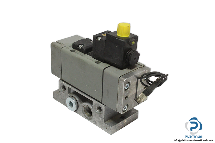 aventics-R422003656-solenoid-valve-(used)