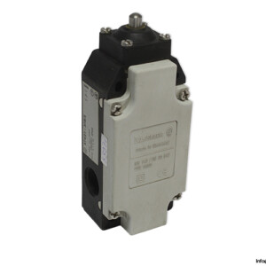 moeller-at4-21-3-ib-s-limit-switch(new)