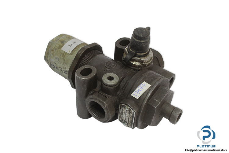 knorr-bremse-DR-3200-unloader-valve-(used)