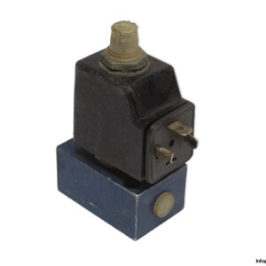 festo-MC-3-1_8-single-solenoid-valve-with-coil-(used)