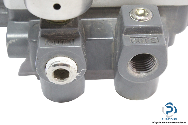 smc-IP5100-031-pneumatic-positioner-(used)-2