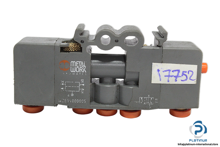 metal-work-W2604000005-logic-valve-(used)-1