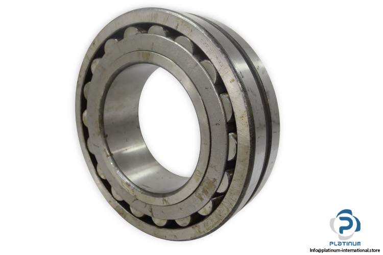 urb-22238-CW33-spherical-roller-bearing-(used)