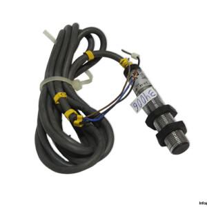 telemecanique-XSA-H02713-inductive-proximity-sensor-(New)