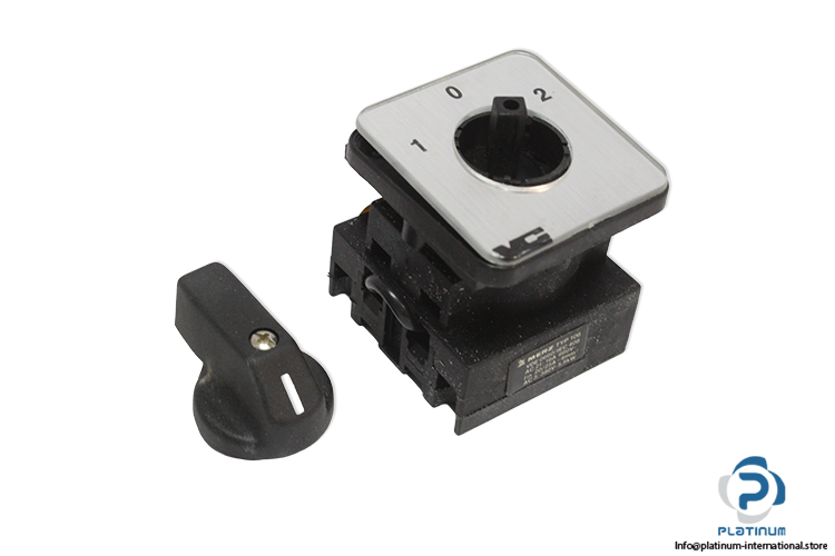 merz-106-092_106021_200-rotary-cam-switch-(New)