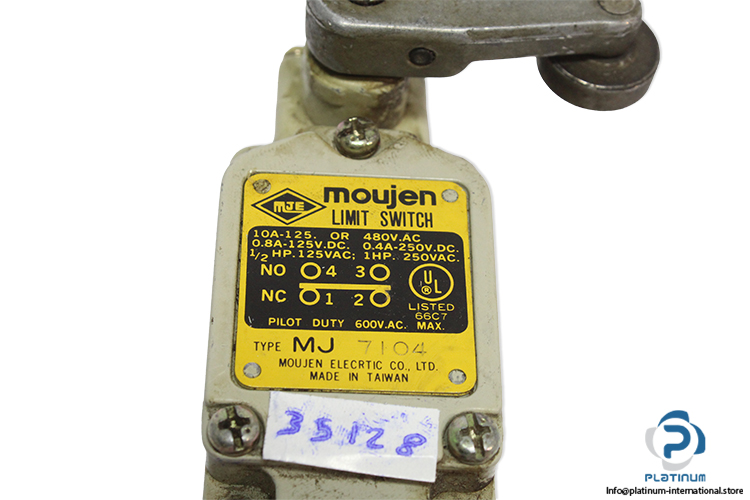 moujen-MJ-7104-limit-switch-(Used)-1