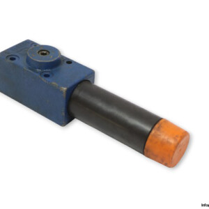 rexroth-R900455316-pressure-reducing-valve-(used)