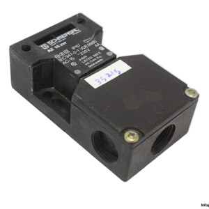 Schmersal AZ 16 ZVR Interlock Switch