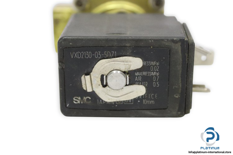 smc-VXD2130-03-5DZ1-single-solenoid-valve-(used)-2