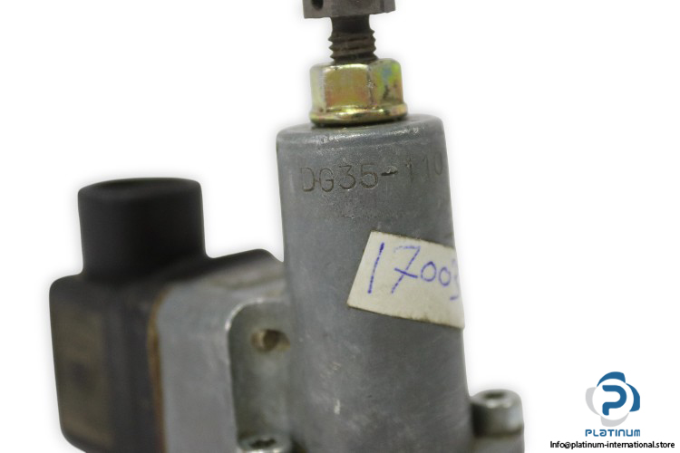 hawe-DG35-110-910-pressure-switch-(used)-1