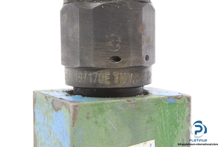 rexroth-R900769487-pressure-relief-valve-(used)-2
