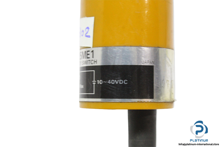 omron-E2K-C25ME1-capacitive-sensor-(Used)-2