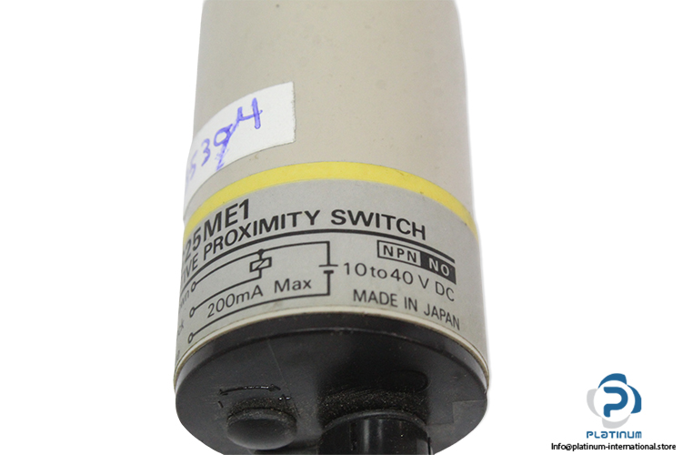 omron-E2K-C25ME1-capacitive-sensor-(New)-2