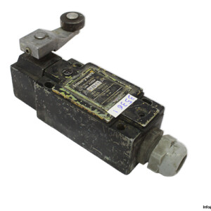 Honeywell 11ZS1-1 TOP Roller Lever Limit Switch