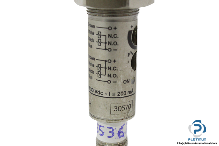 aeco-FT18M-CP2-H-direct-reflection-sensor-(New)-5