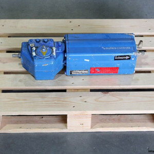 Neles Controls B1JU 8/15 E Pneumatic Cylinder Actuator