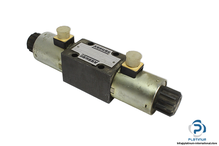 Arburg-WE10DA84C0240-G0-solenoid-operated-directional-valve(used)