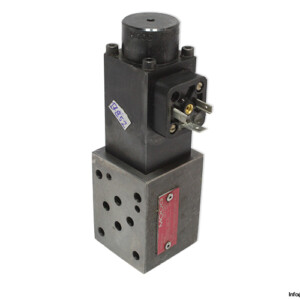 moog-zwefs42p06d88pb0bnm0p-directional-control-valve(new)