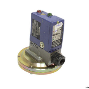 telemecanique-xmlb001r2s12ex-pressure-sensor(new)