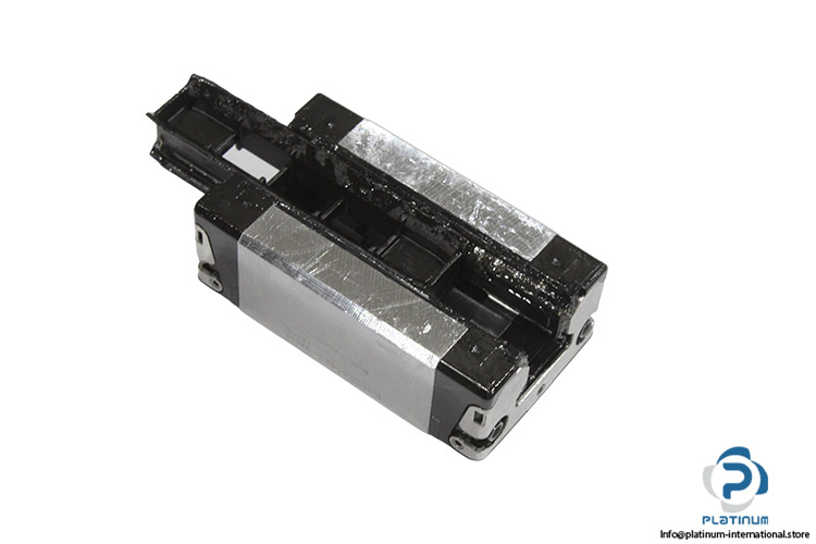 rexroth-R162281422-ball-runner-block-(new)-(carton)-1