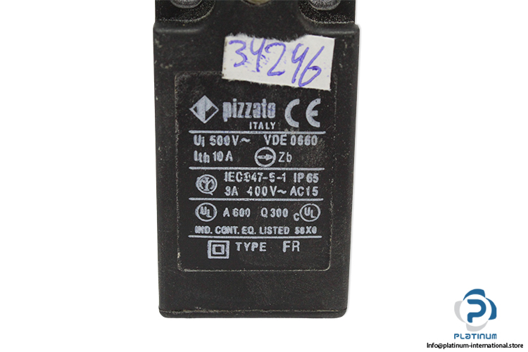 pizzato-FR-695-1-position-switch-(New)-1