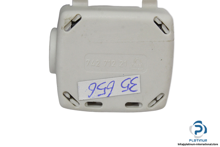 wurth-74271221-openable-ferrite-sleeve-(New)-1