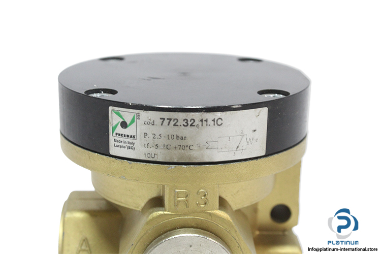 pneumax-772.32.11.1c-solenoid-valve(used)-1