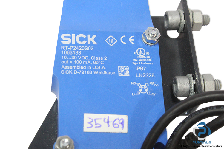sick-RT-P2420S03-background-suppression-sensor-(New)-2