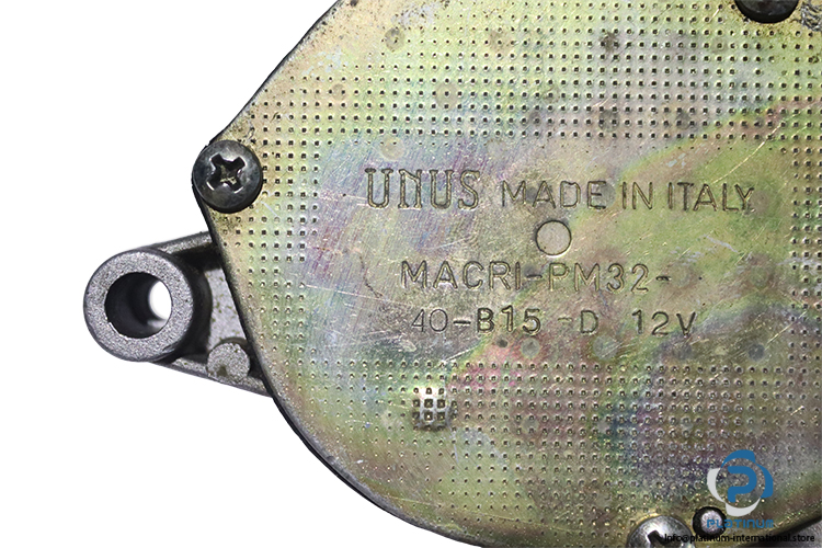 unus-MACRI-PM32-40-B15-D-dc-gearmotor-(used)-3