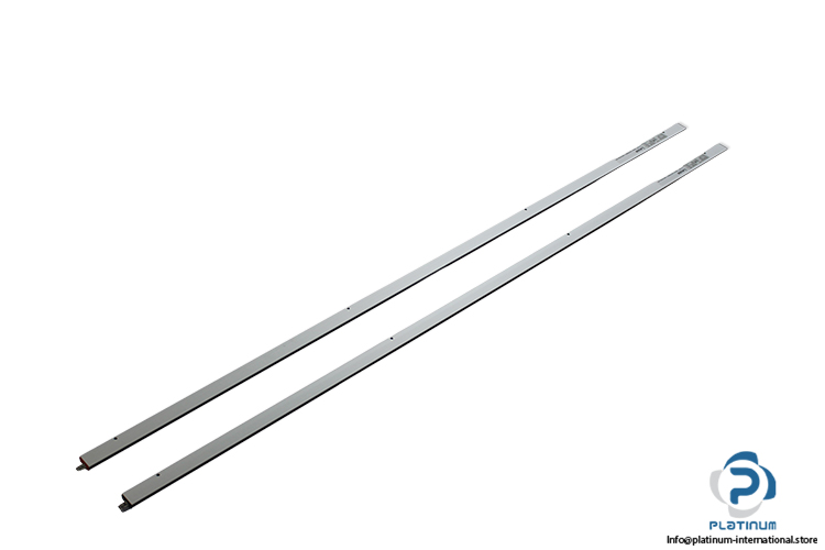 leuze-CSL505-R50-1550-M8-CSL505-T50-1550-M8-safety-light-curtain-(New)