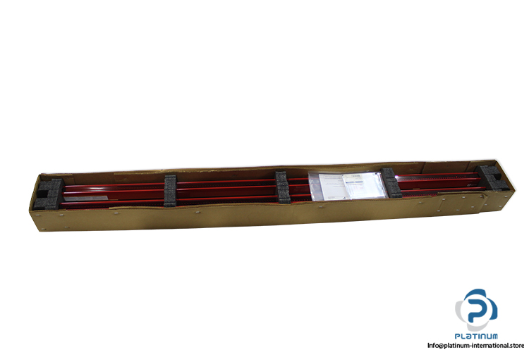 telemecanique-XUS-LBR5A1720R-XUS-LBR5A1720T-safety-light-curtain-(New)-2