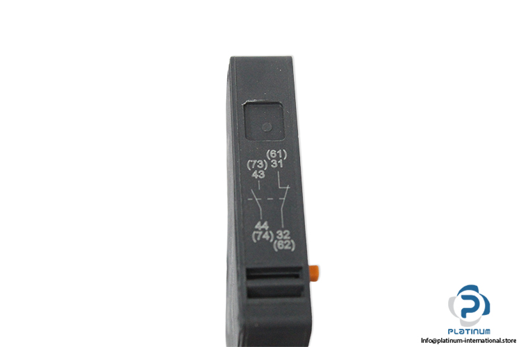 schneider-electric-GVAN11-auxiliary-contact-block-(New)-1