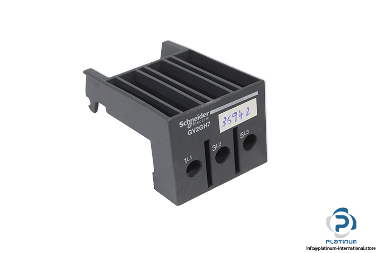 schneider-electric-GV2GH7-large-spacing-cover-(New)