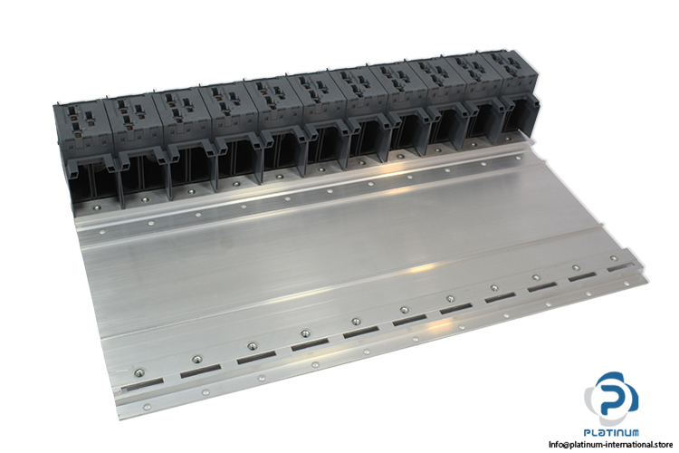 b-r-8B0M0110HW00.000-1-mounting-plate-with-backplane-(New)