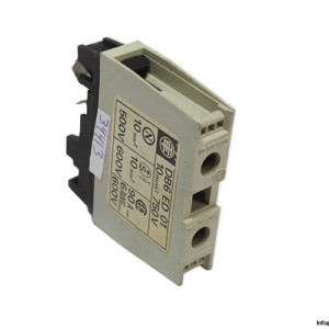 telemecanique-DB6ED01-terminal-block-(New)