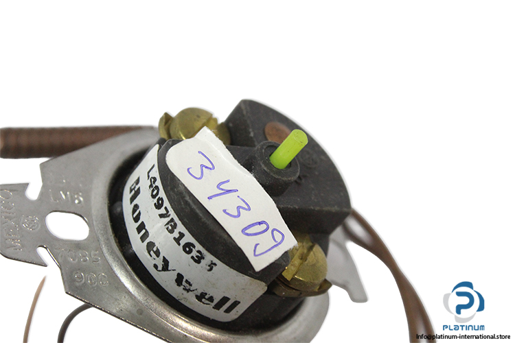 honeywell-L4097B1635-temperature-control-switch(new)-2