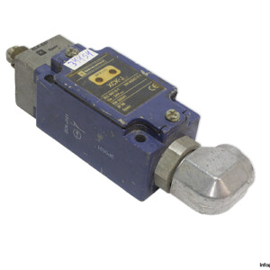 telemecanique-ZCK-J121-limit-switch-(Used)